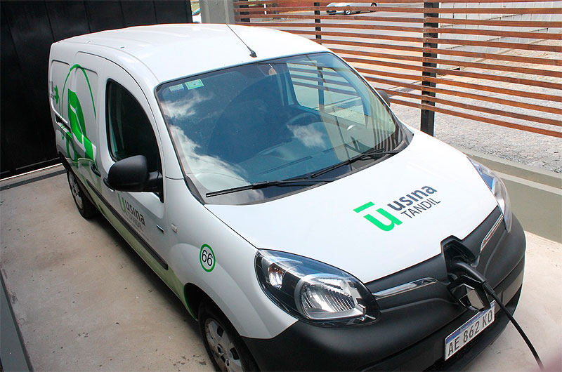 La Usina realizó la Asamblea y presentó a sus accionistas el auto eléctrico